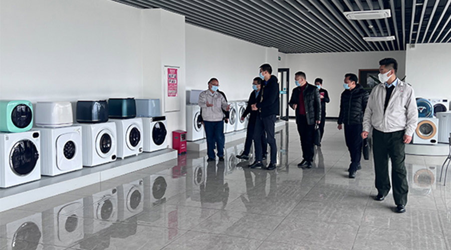 分享交流！鶴山市領(lǐng)導以及書記一同到訪金環(huán)電器