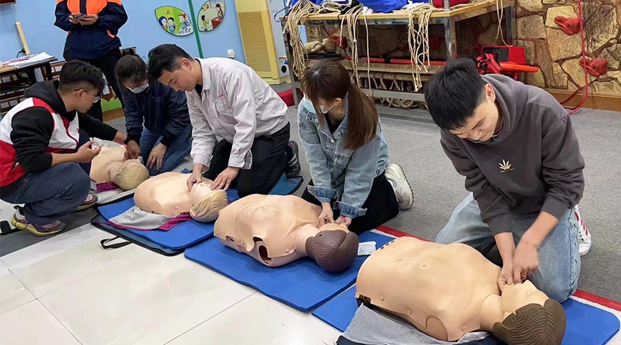 提升自救互救能力！金環(huán)電器開展初級(jí)救護(hù)員培訓(xùn)學(xué)習(xí)
